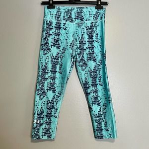 Under Armour Blue Tie Dye Capri Leggings Pants Yoga Running